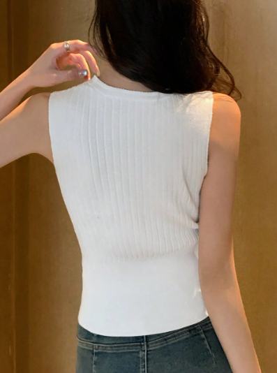 無地Vネック ノースリーブニット ホワイト［tops01］【受注販売品】